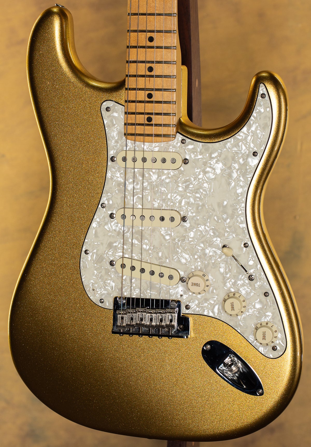 2014 Fender Limited Edition American Standard Stratocaster Mystic Aztec Gold