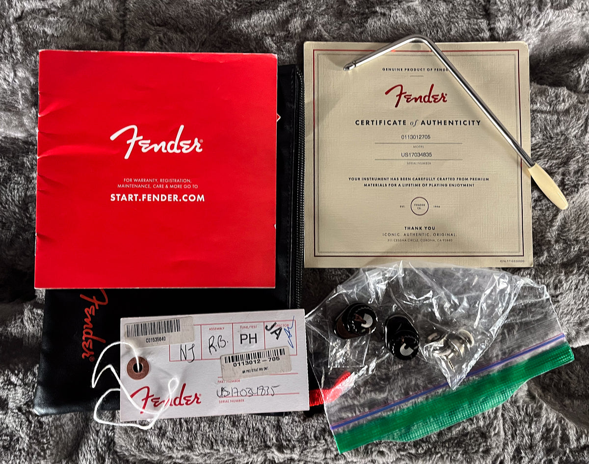 2017 Fender American Professional Stratocaster Olympic White Maple