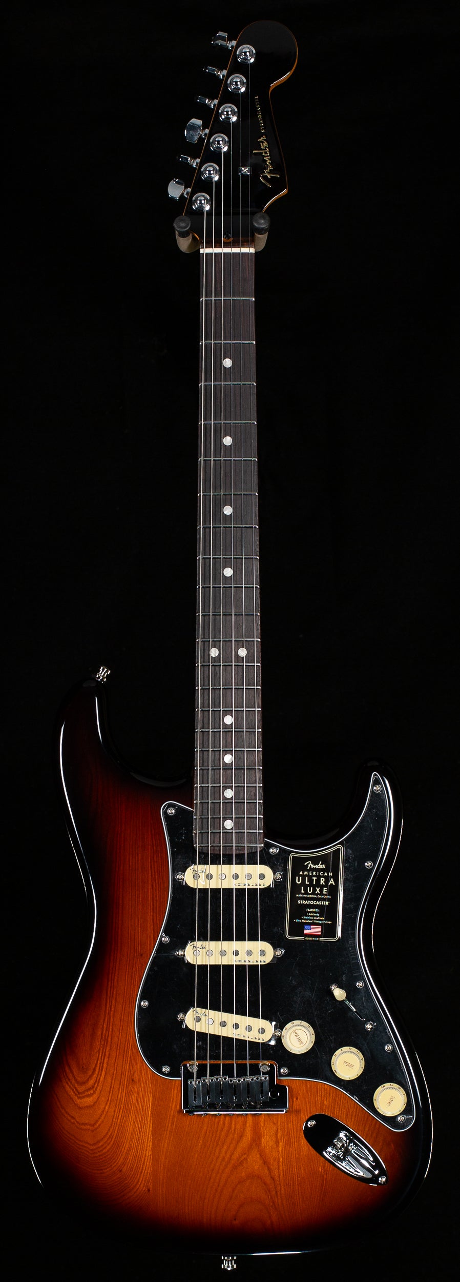 Fender American Ultra Luxe Stratocaster Rosewood Fingerboard 2