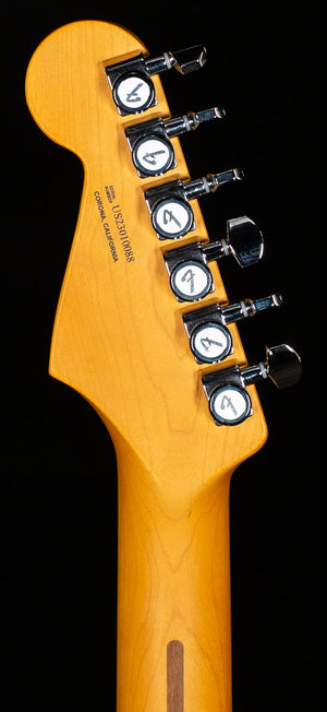 Fender American Ultra Luxe Stratocaster Rosewood Fingerboard 2-Color Sunburst (088)