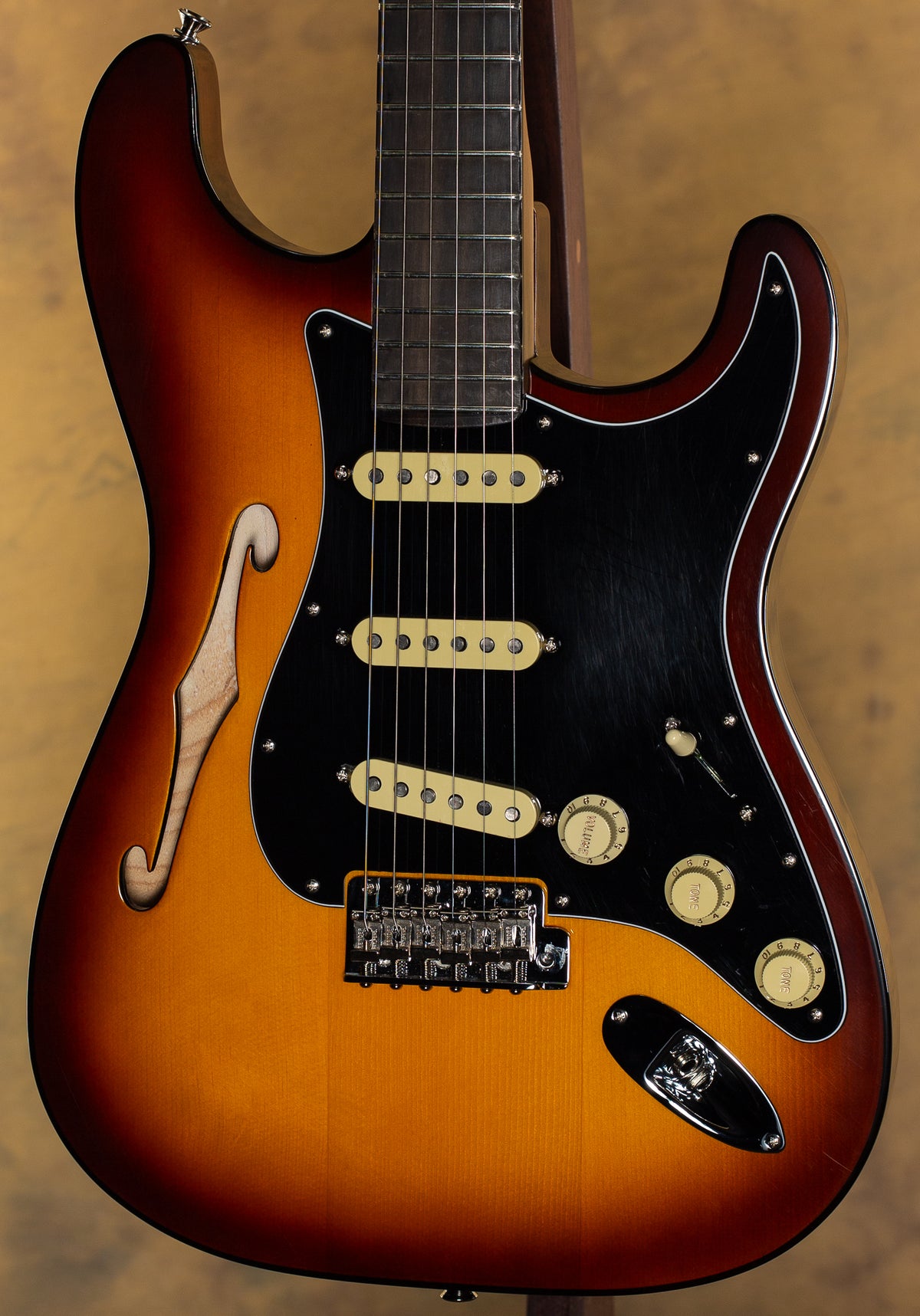 2023 Fender Suona Stratocaster Thinline