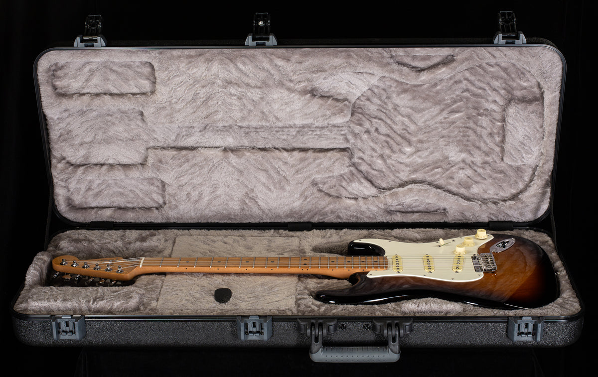 Fender American Professional II Stratocaster Roasted Maple Neck 2 Color Sunburst (305)