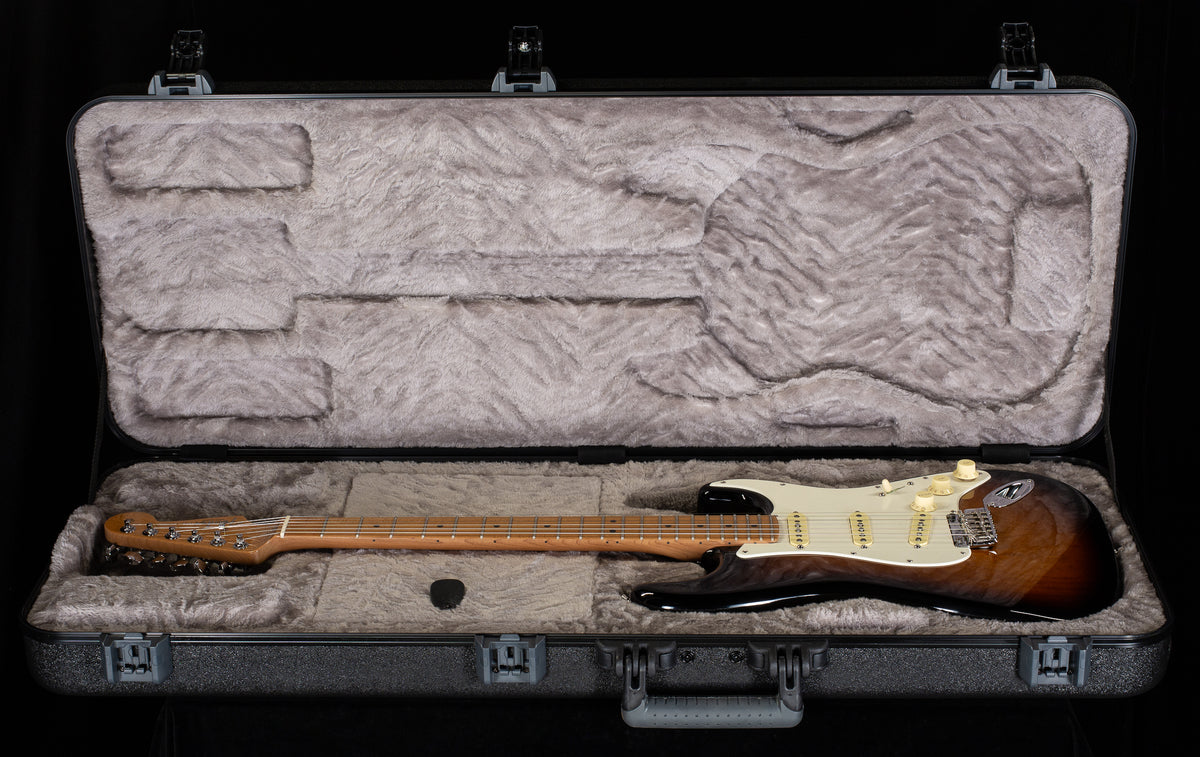 Fender American Professional II Stratocaster Roasted Maple Neck 2 Color Sunburst (108)