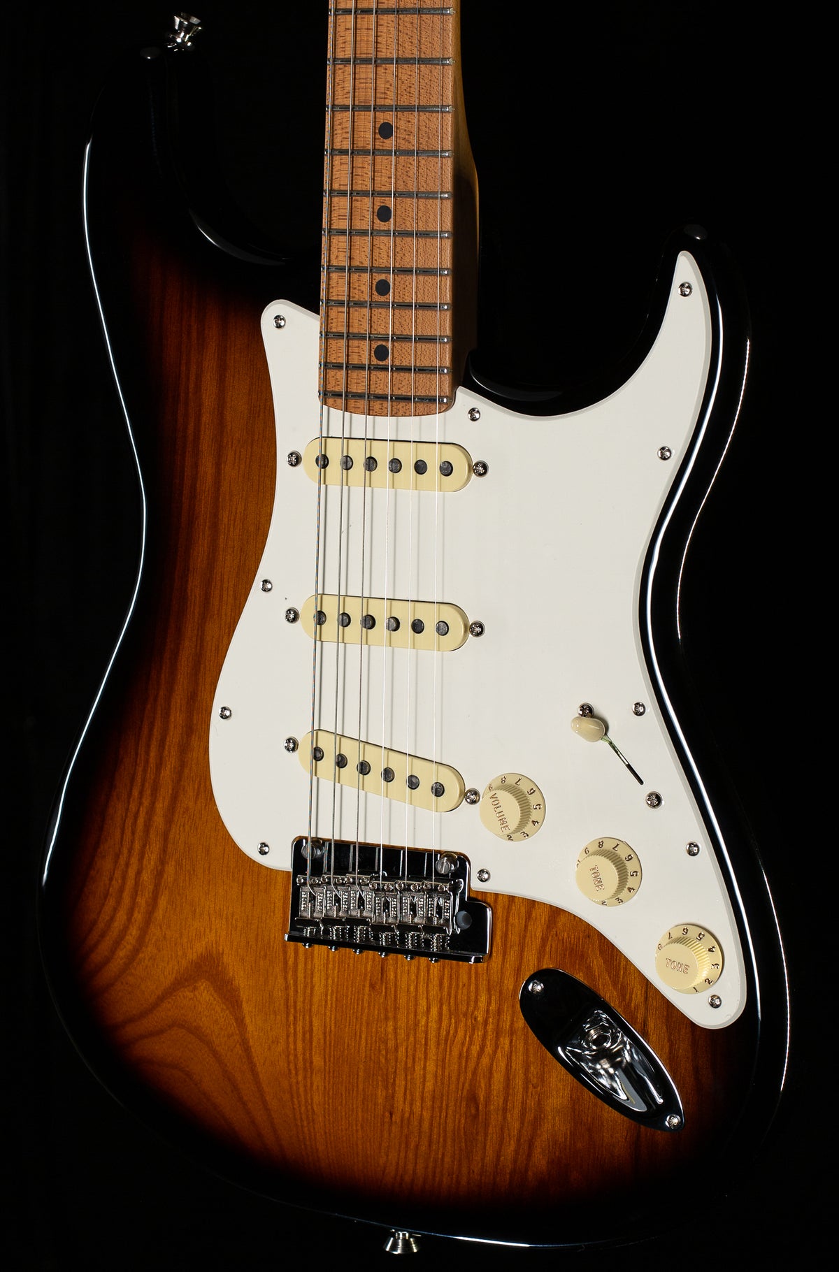 Fender American Professional II Stratocaster Roasted Maple Neck 2 Color Sunburst (419)