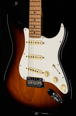 Fender American Professional II Stratocaster Roasted Maple Neck 2 Color Sunburst (422)