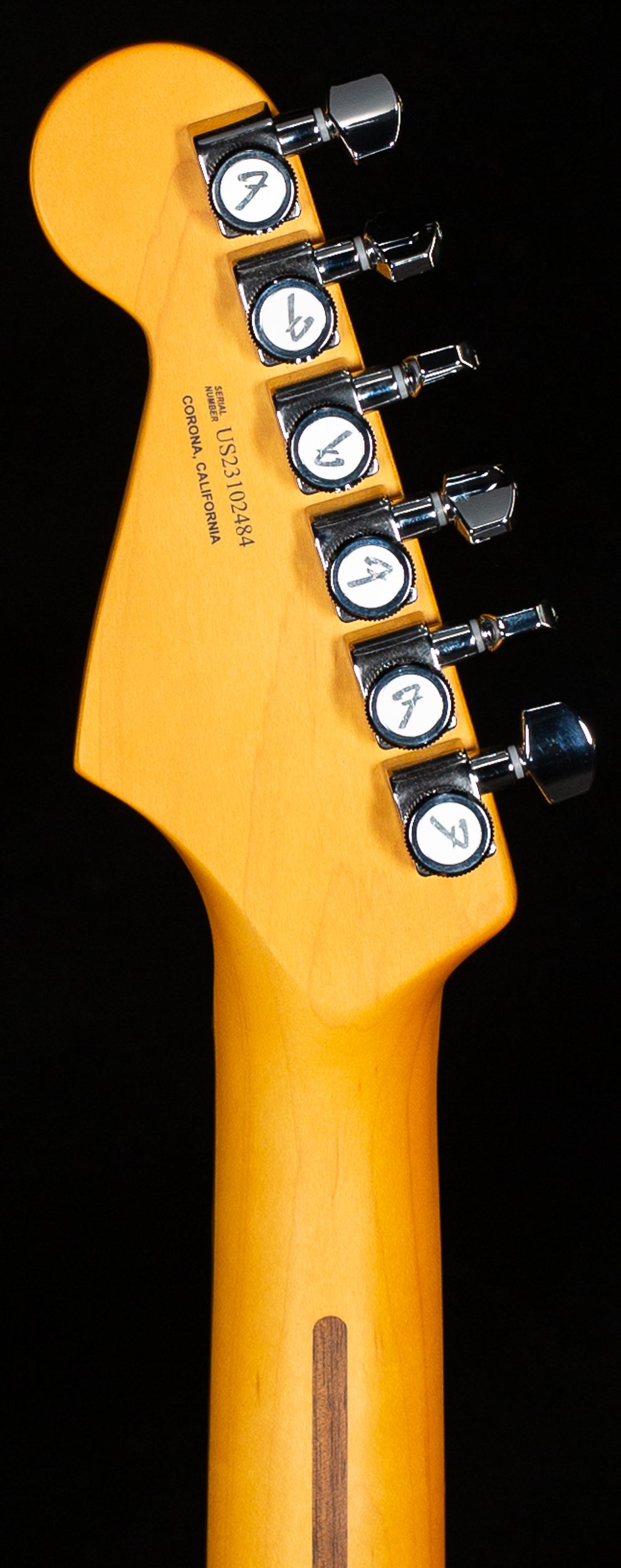 Fender American Ultra Luxe Stratocaster Rosewood Fingerboard 2-Color Sunburst (484)