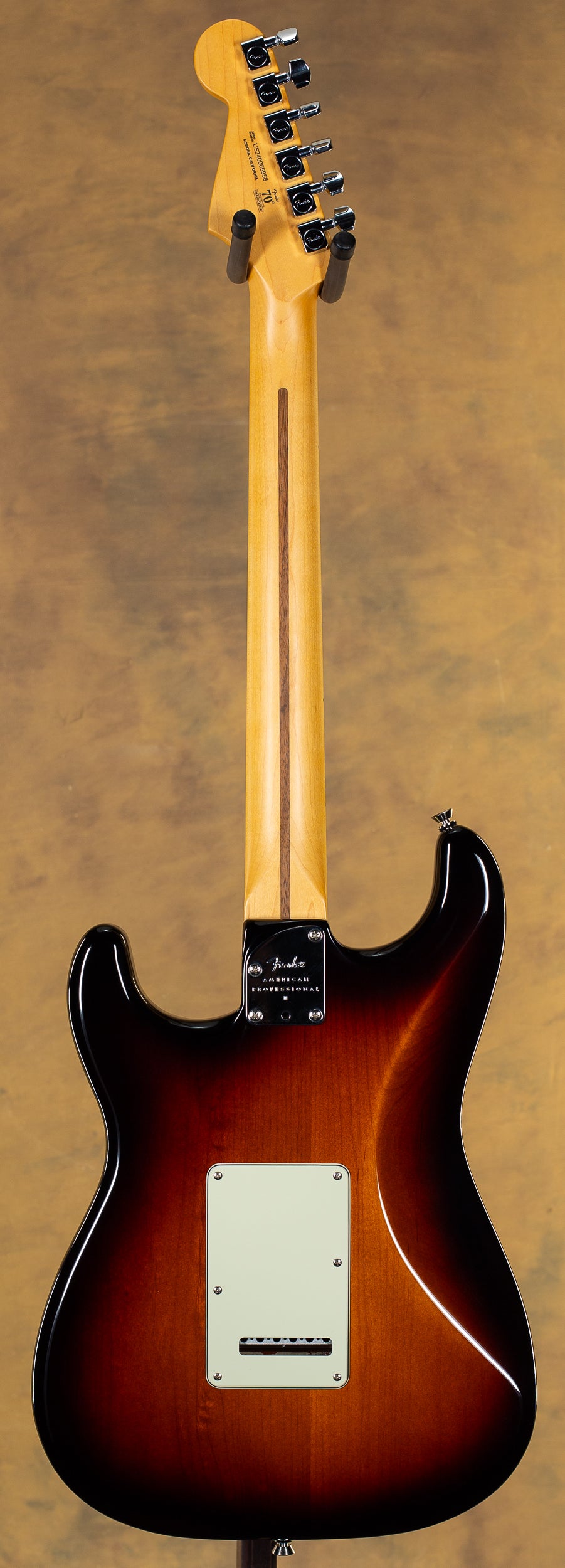 2024 Fender American Professional II Stratocaster Maple Fingerboard 2 Color Sunburst