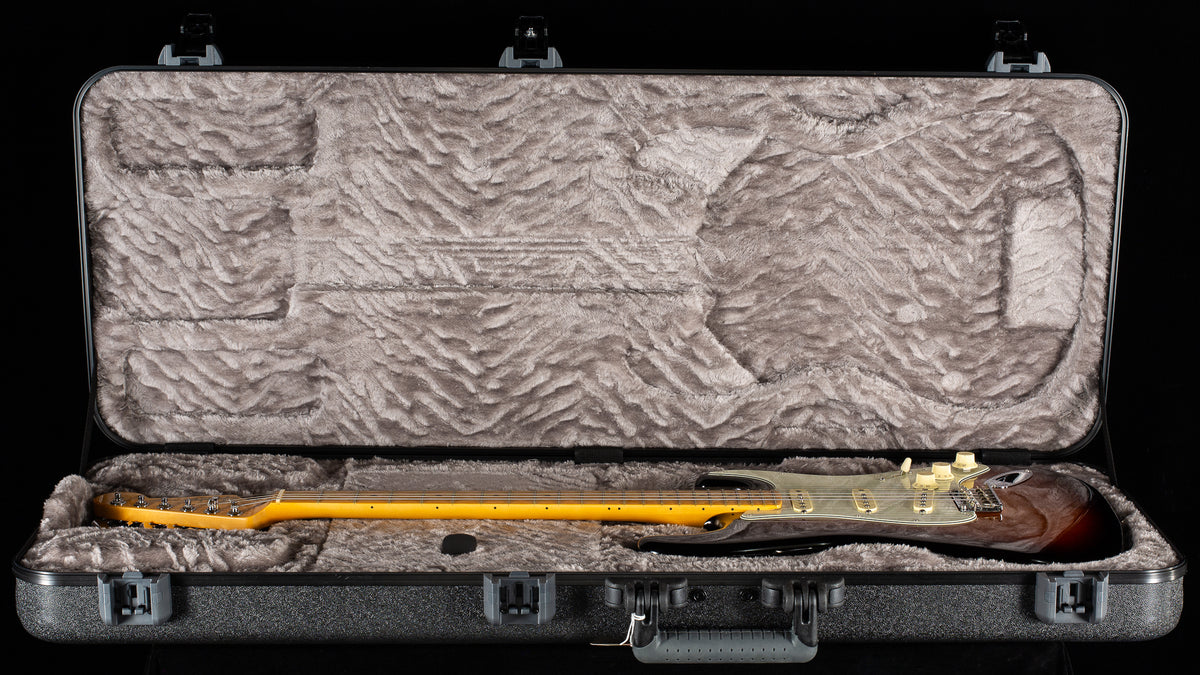 2024 Fender American Professional II Stratocaster Maple Fingerboard 2 Color Sunburst