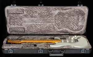 Fender American Ultra II Stratocaster Maple Fingerboard Avalanche (855)