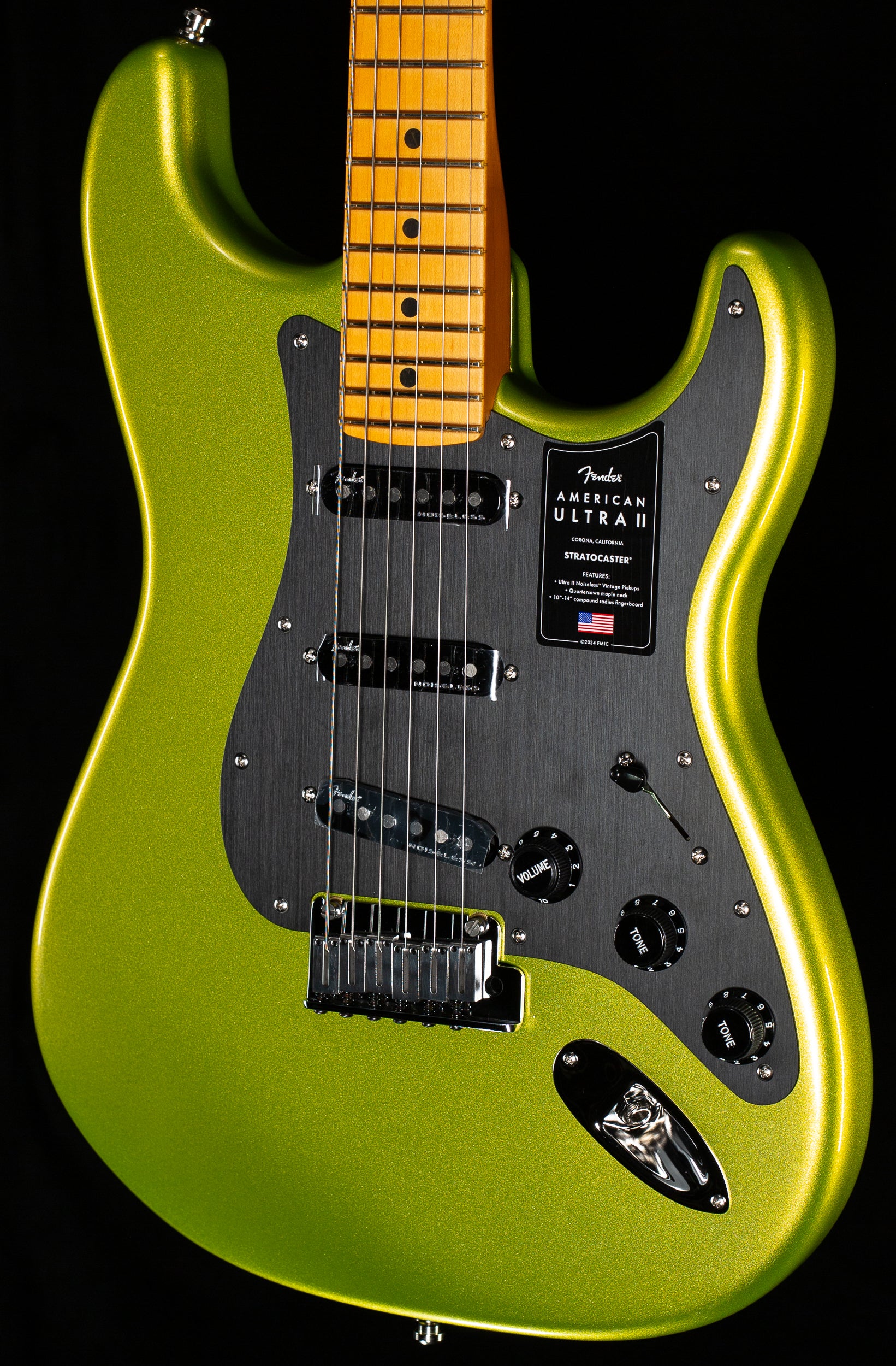 Amazon.com: Fender American Ultra II Stratocaster Electric