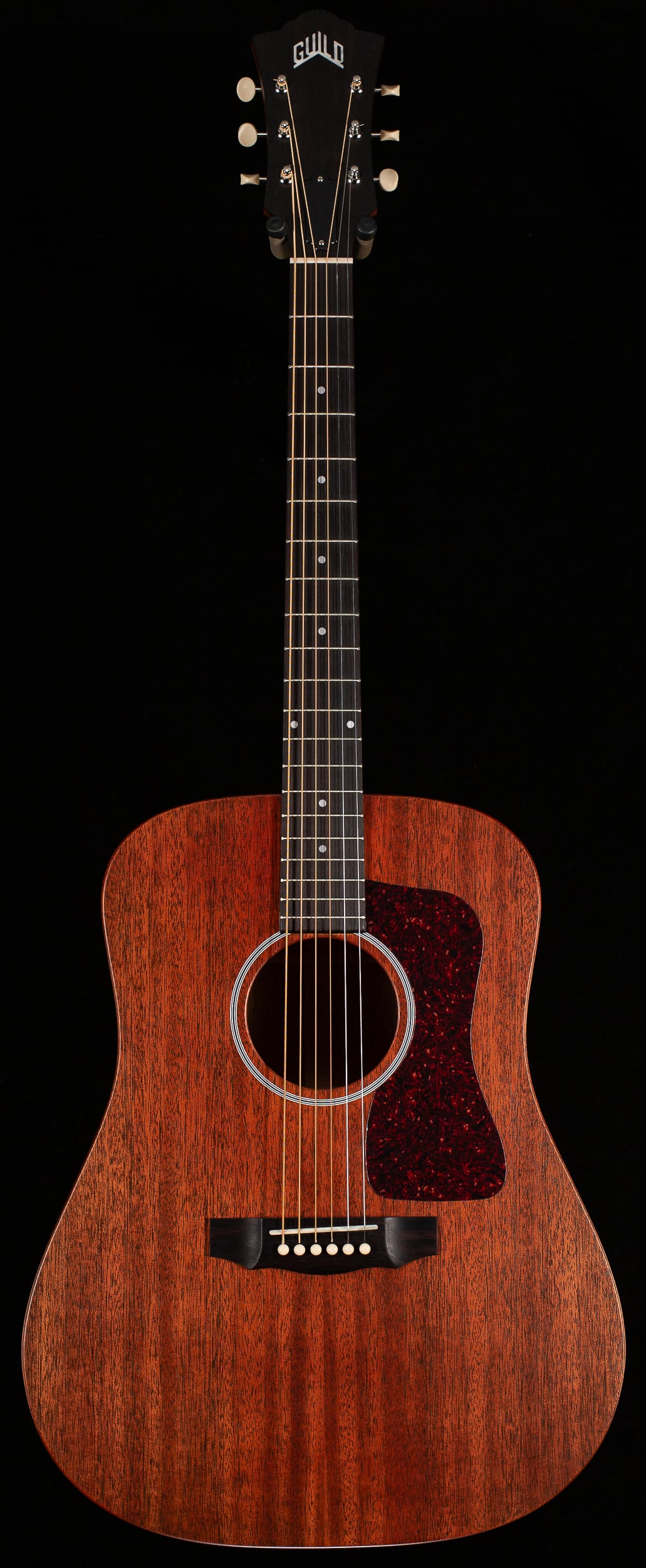 Guild D-20 Natural (028)