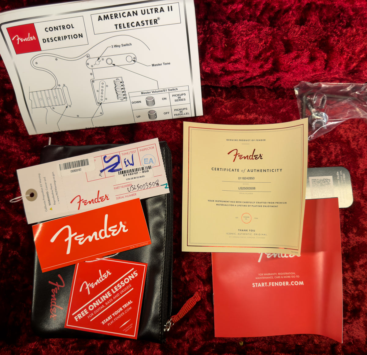 Fender American Ultra Luxe Vintage &#39;50s Telecaster Maple Fingerboard Butterscotch Blonde (508)