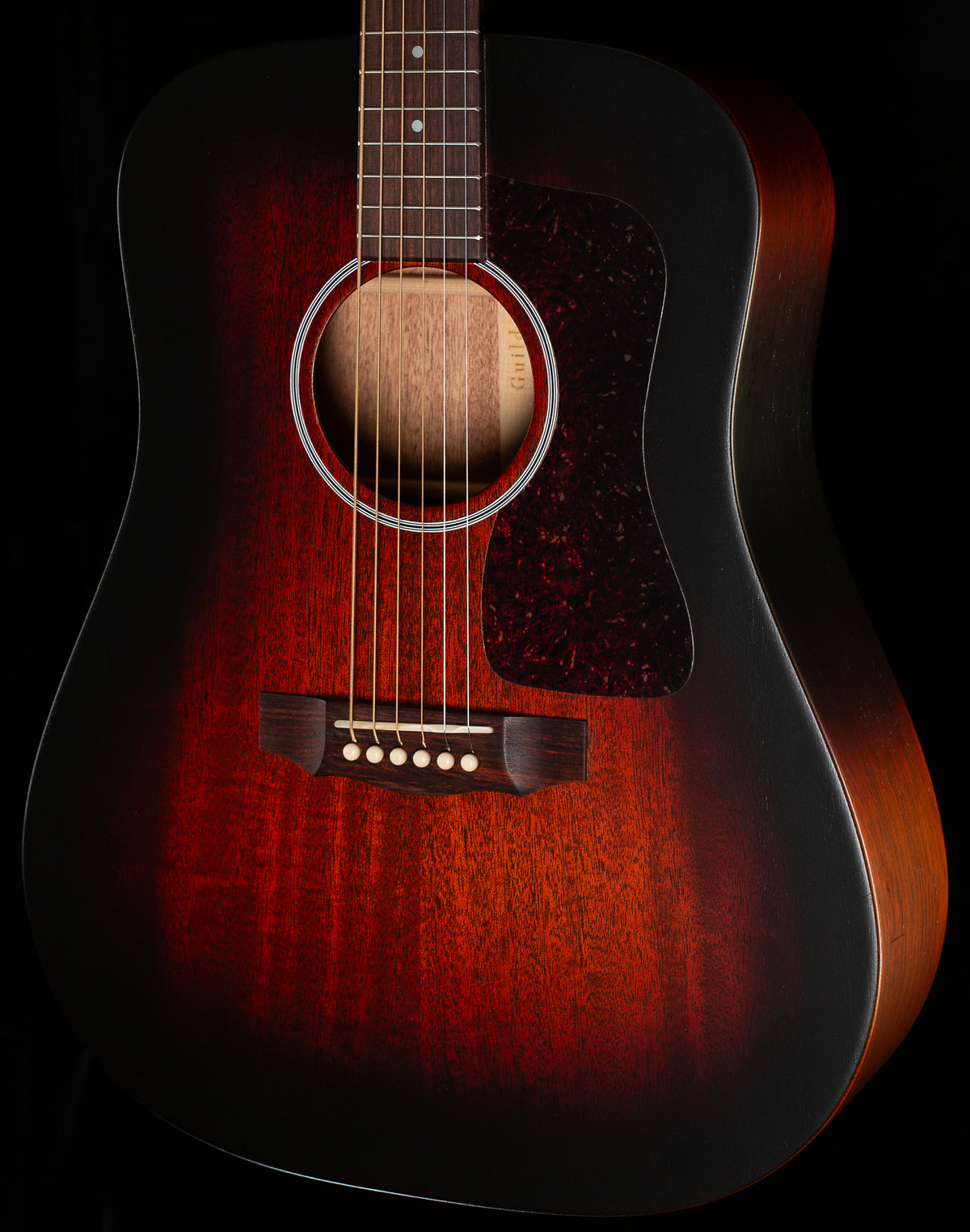Guild D-20 Vintage Sunburst (036)