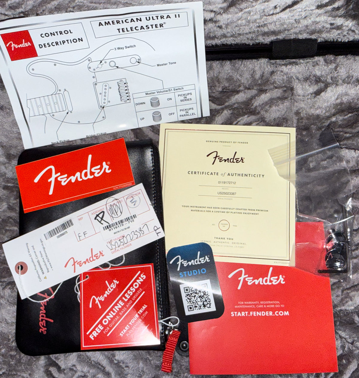 Fender American Ultra II Telecaster Ebony Fingerboard Ultra Burst (387)