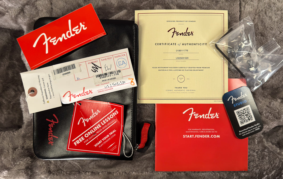 Fender American Ultra II Jazz Bass Ebony Fingerboard Noble Blue (320)