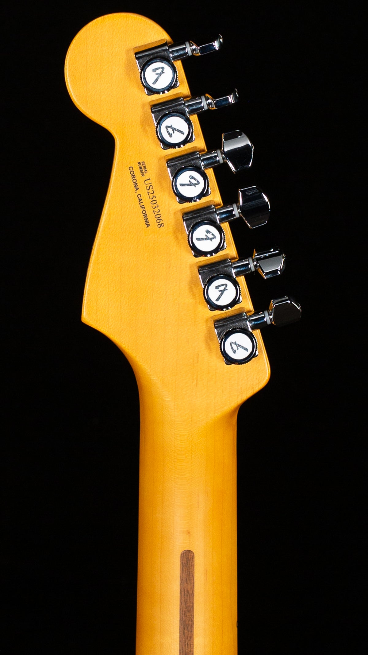 Fender American Ultra II Stratocaster HSS, Maple Fingerboard, Sinister Red (068)