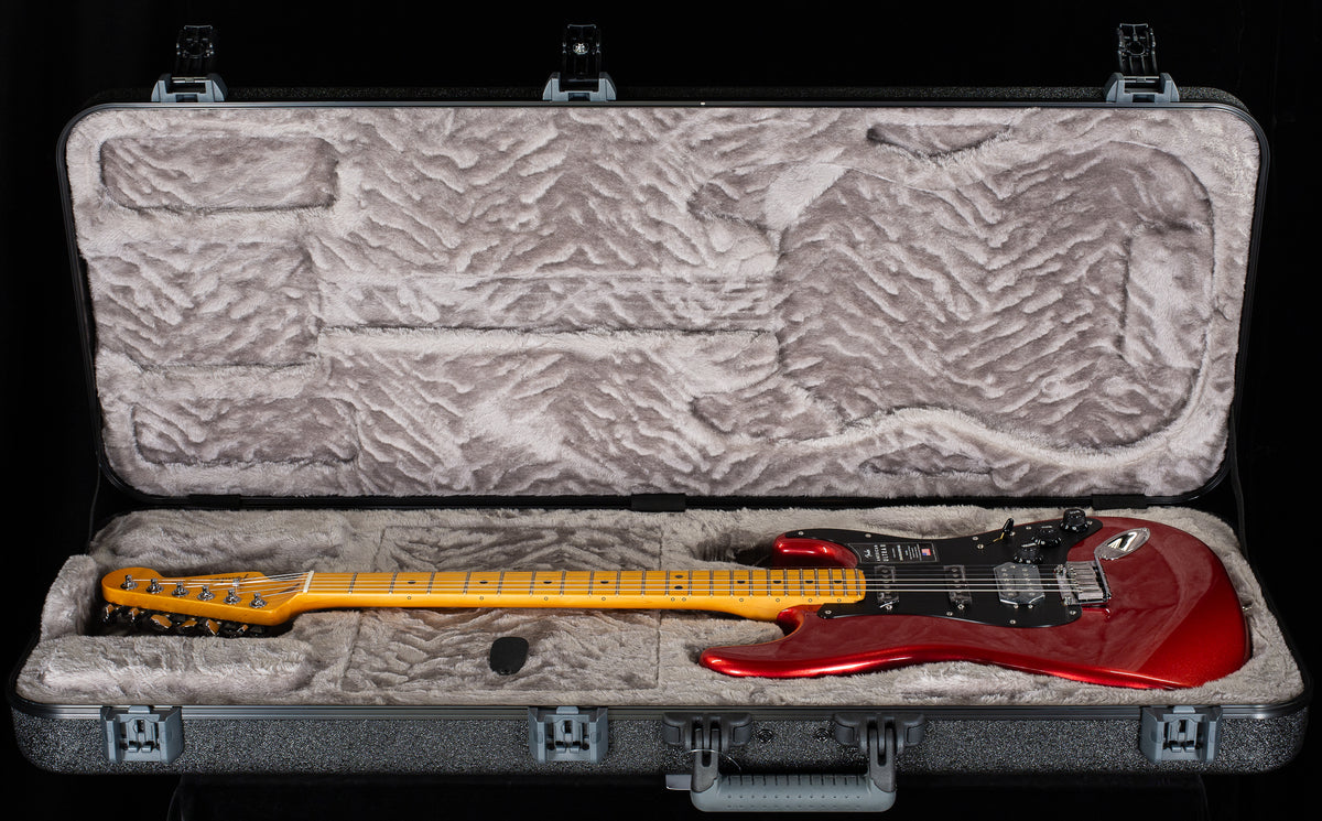 Fender American Ultra II Stratocaster HSS, Maple Fingerboard, Sinister Red (068)