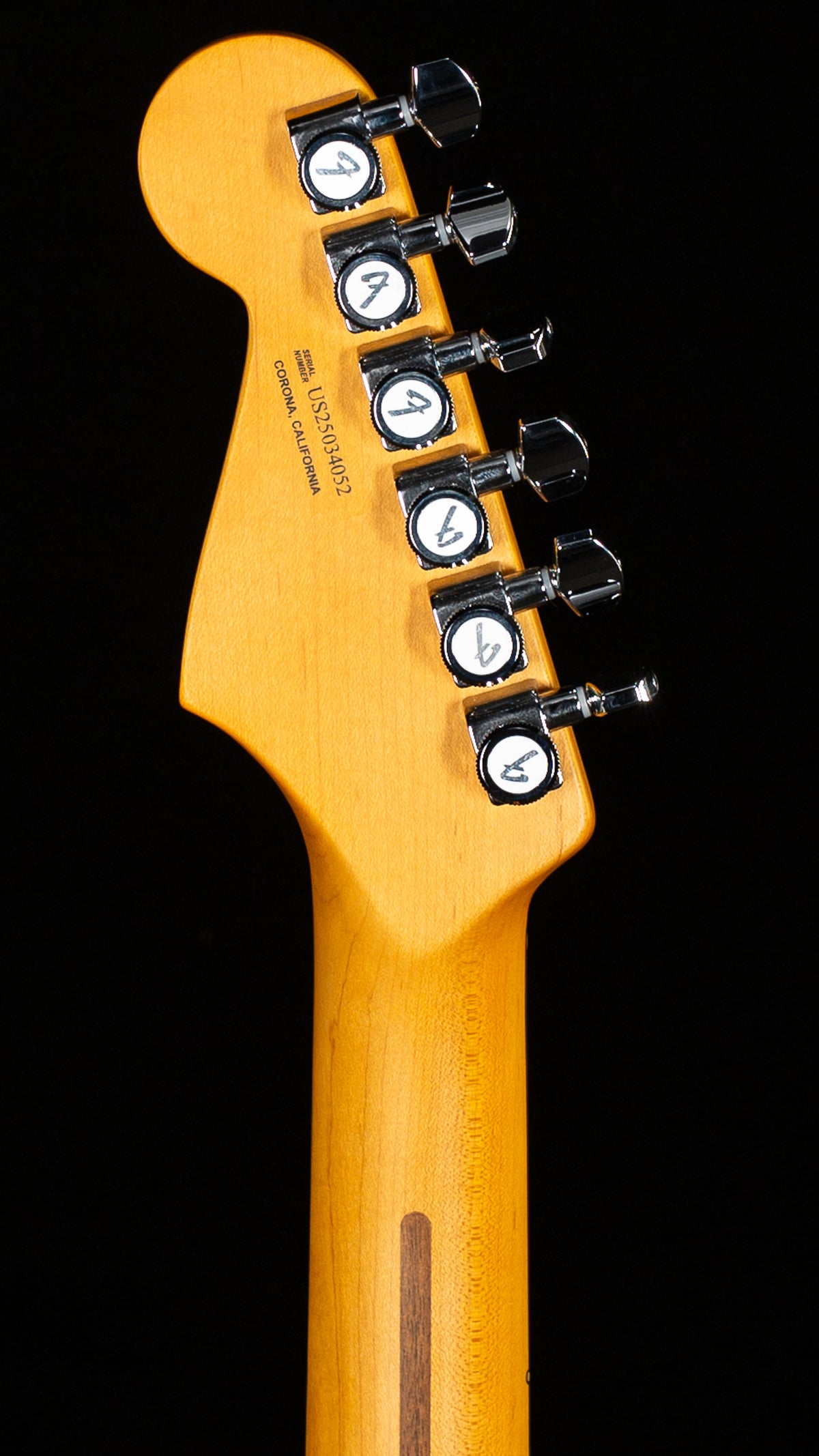 Fender American Ultra II Stratocaster HSS Ebony Fingerboard Texas Tea (052)