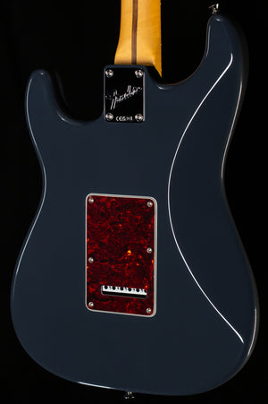Fender American Professional Classic Stratocaster Rosewood Fingerboard Faded Black (050)