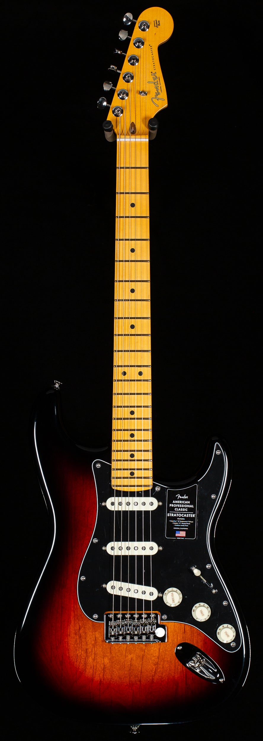 Fender American Professional Classic Stratocaster Maple Fingerboard 3-Color Sunburst (908)