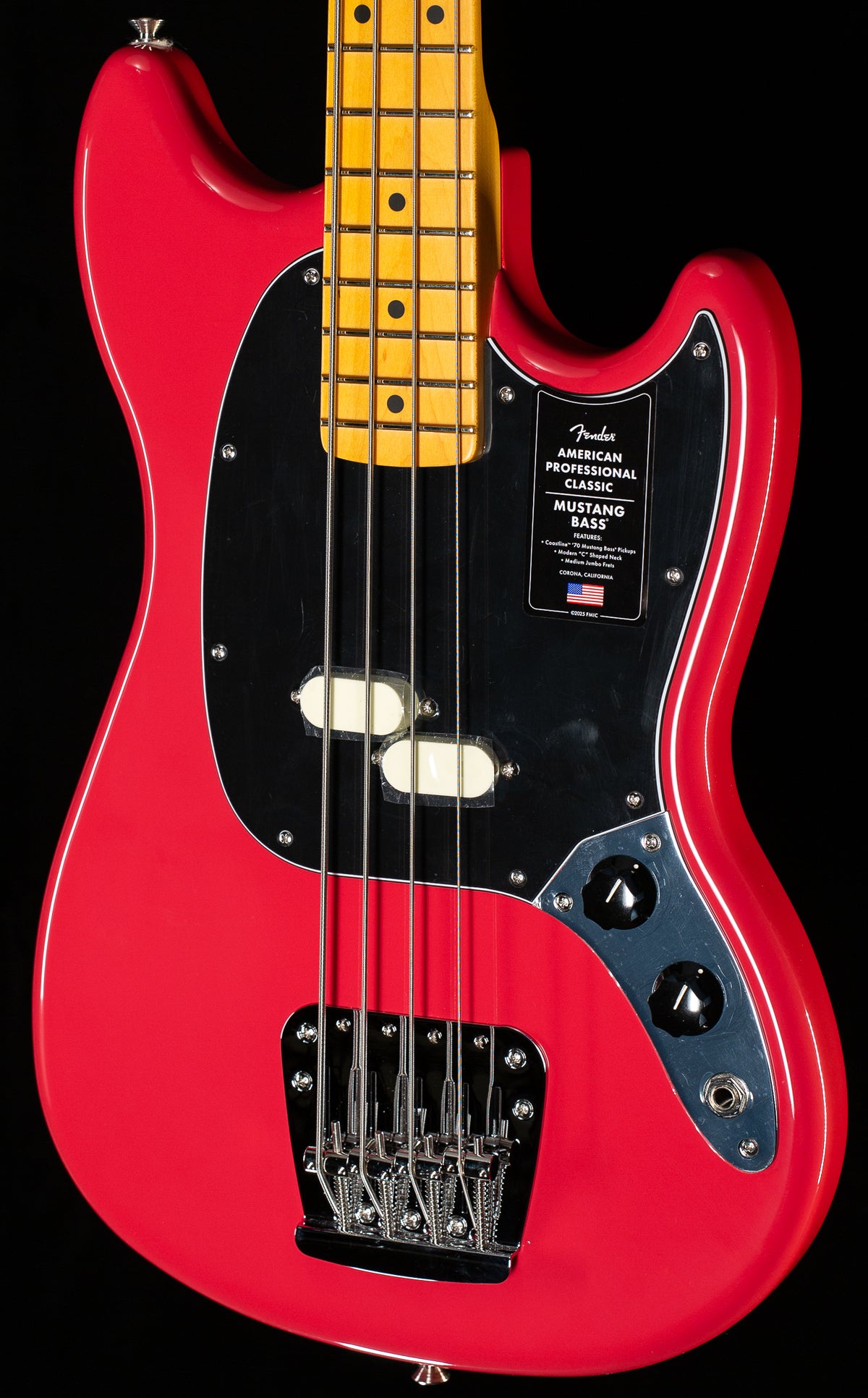 Fender American Professional Classic Mustang Bass Maple Fingerboard Faded Dakota Red (851)