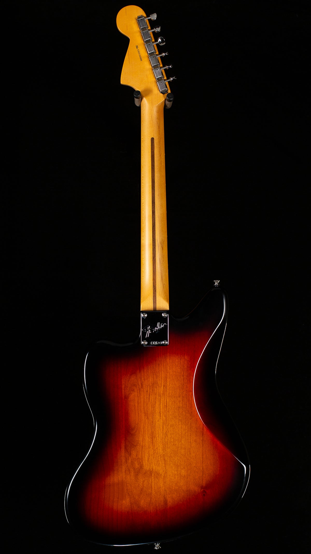 Fender American Professional Classic Jaguar Rosewood Fingerboard 3-Color Sunburst (000)