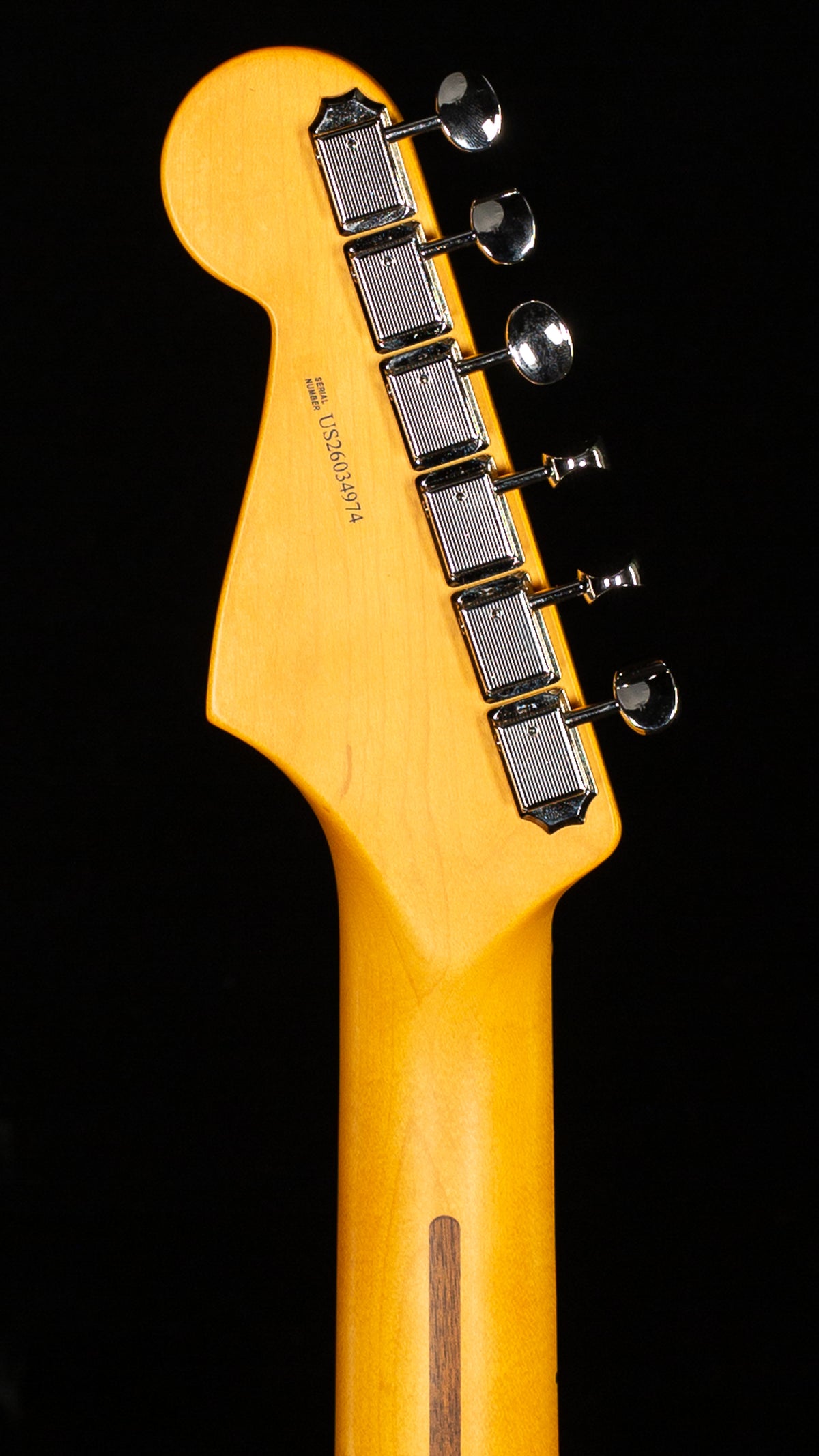 Fender Limited Edition American Professional Classic Stratocaster featuring the Fender Silent System, Maple Fingerboard, Olympic White (974)