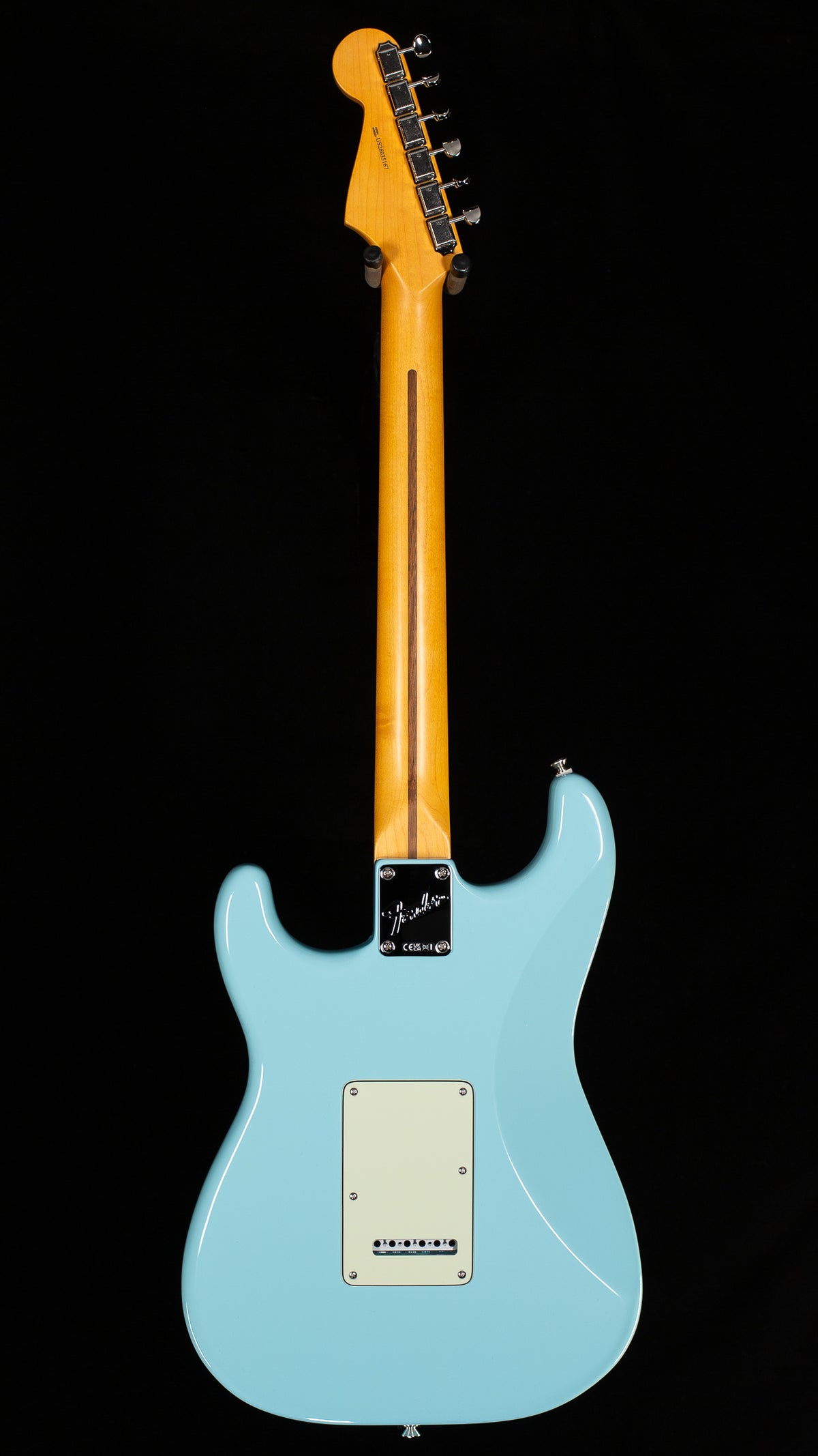 Fender Limited Edition American Professional Classic Stratocaster Fender Silent System, Daphne Blue (167)