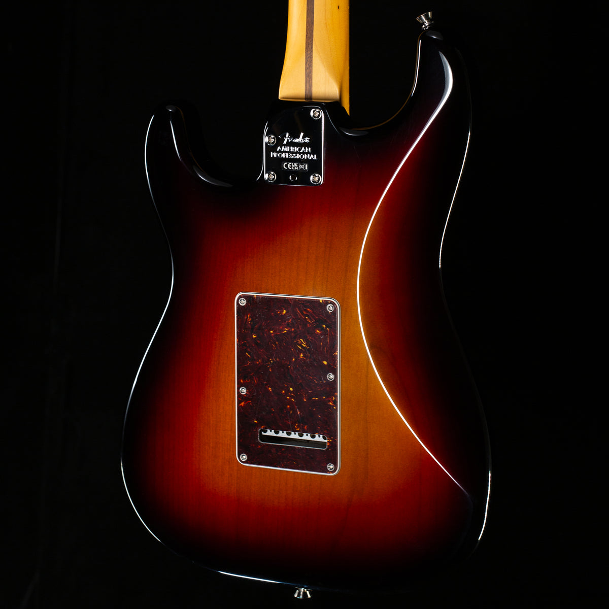Fender American Professional Stratocaster HSS 3-Color Sunburst (538)