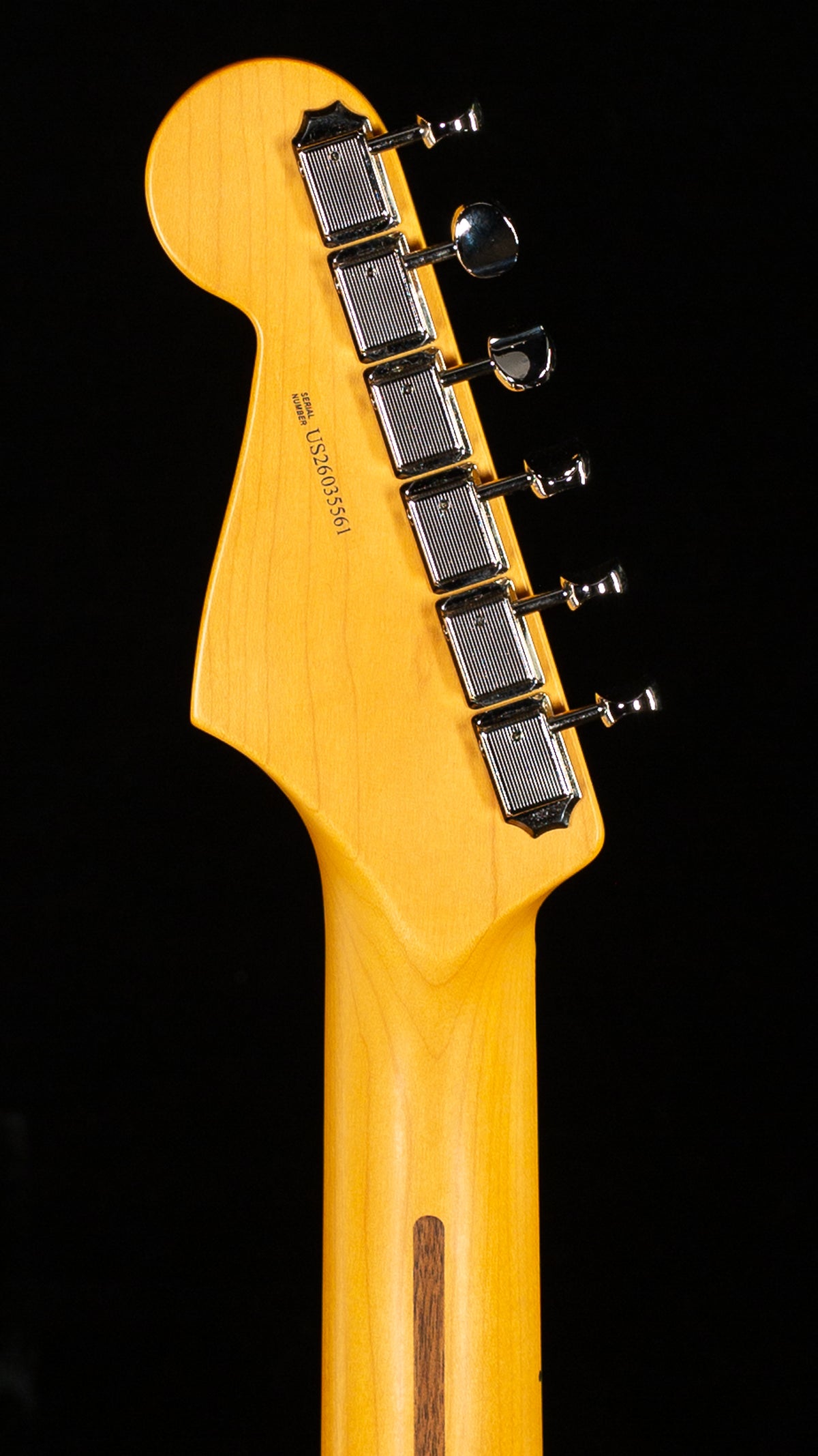 Fender Limited Edition American Professional Classic Stratocaster Silent System Candy Apple Red (561)