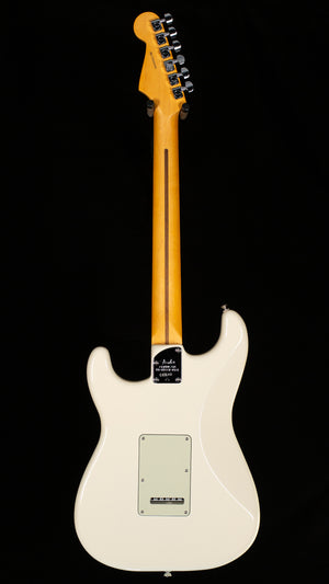 Fender American Professional Stratocaster, Rosewood Fingerboard, Olympic White (593)