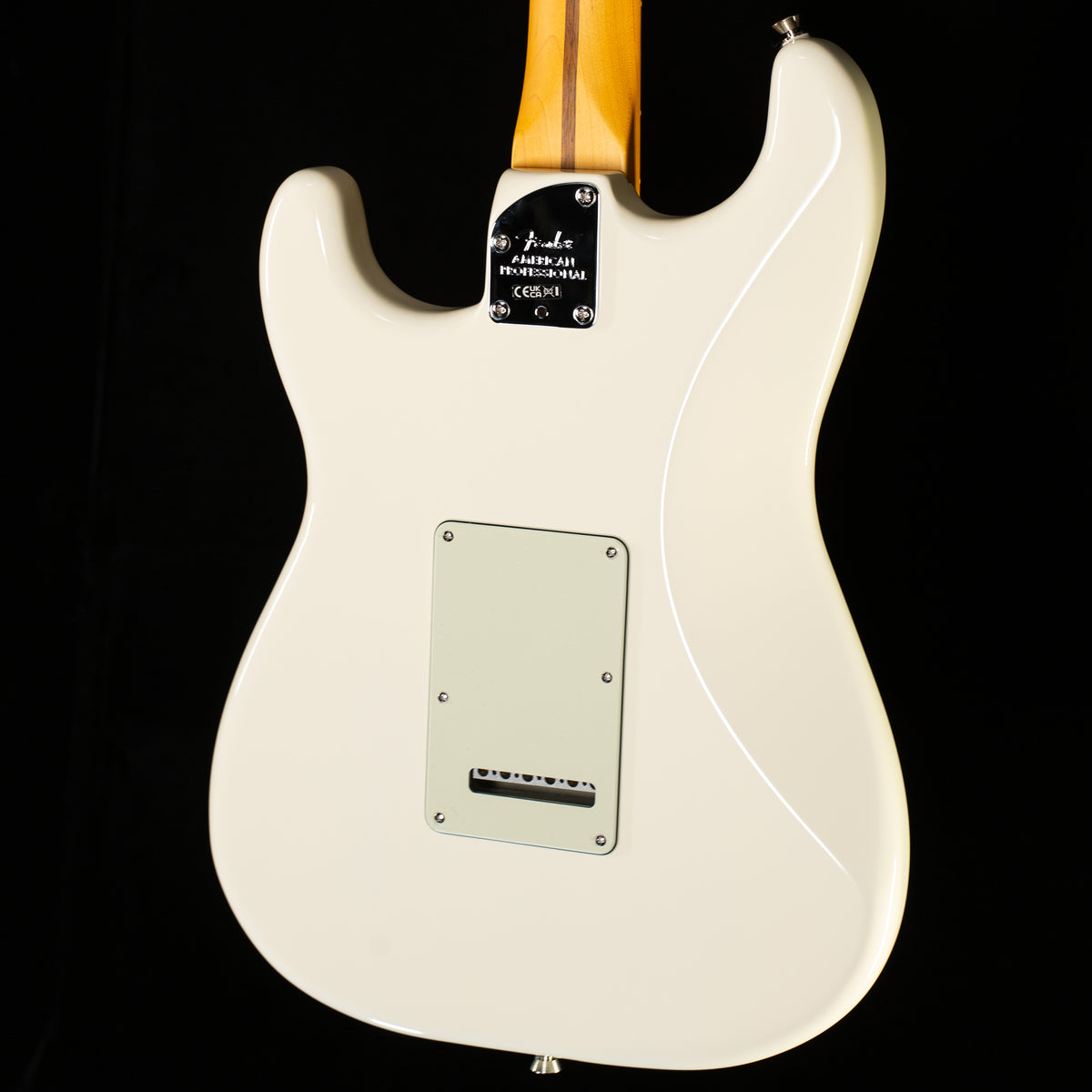 Fender American Professional Stratocaster, Rosewood Fingerboard, Olympic White (593)