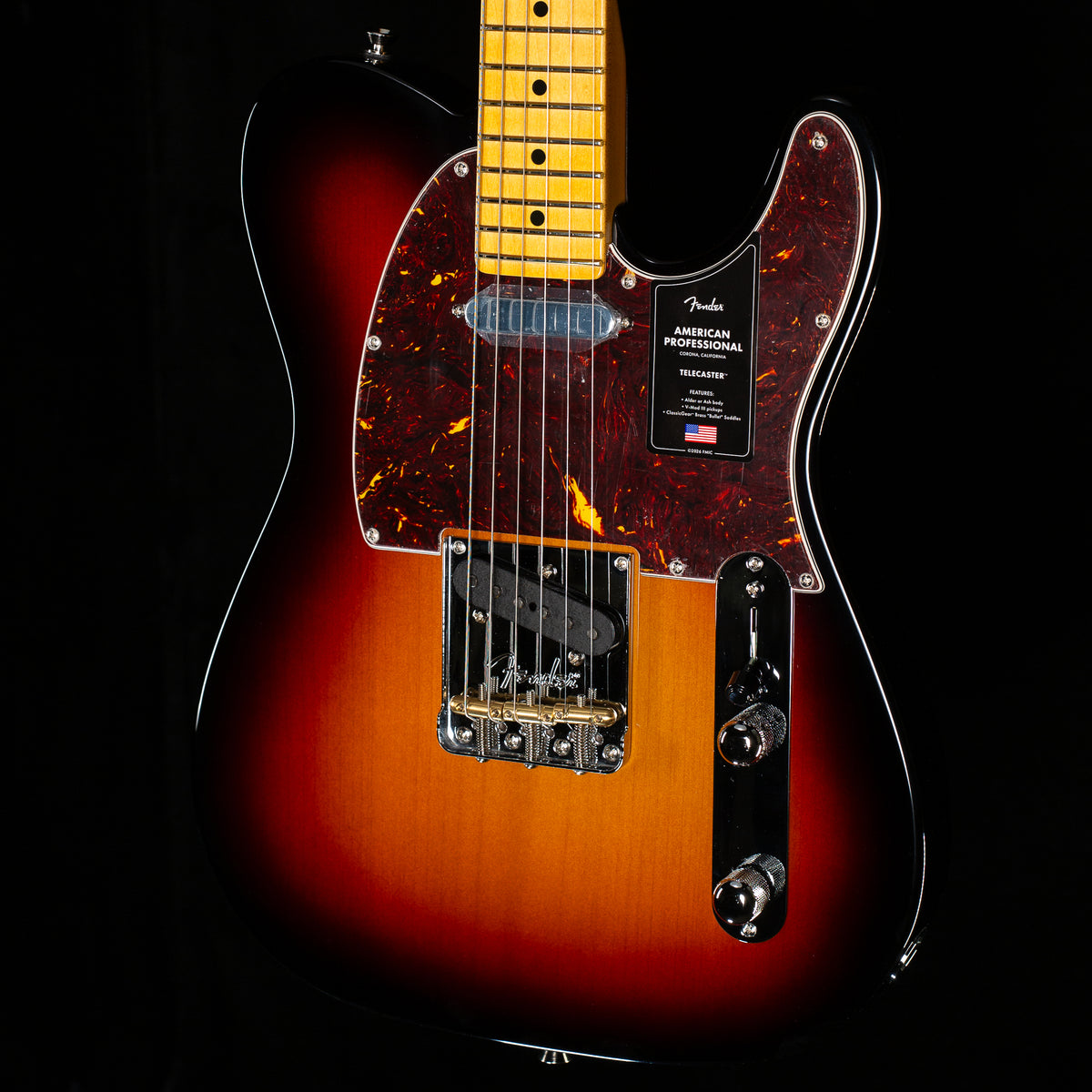 Fender American Professional Telecaster 3-Color Sunburst (718)