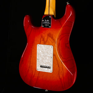 Fender American Professional Stratocaster Aged Cherry Burst (596)