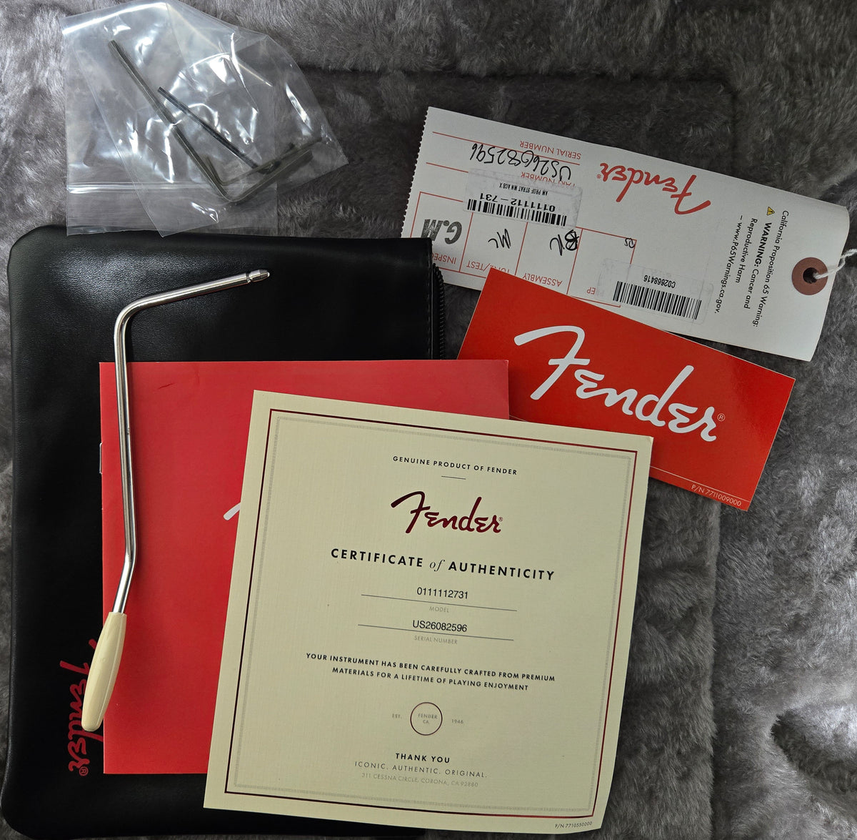 Fender American Professional Stratocaster Aged Cherry Burst (596)