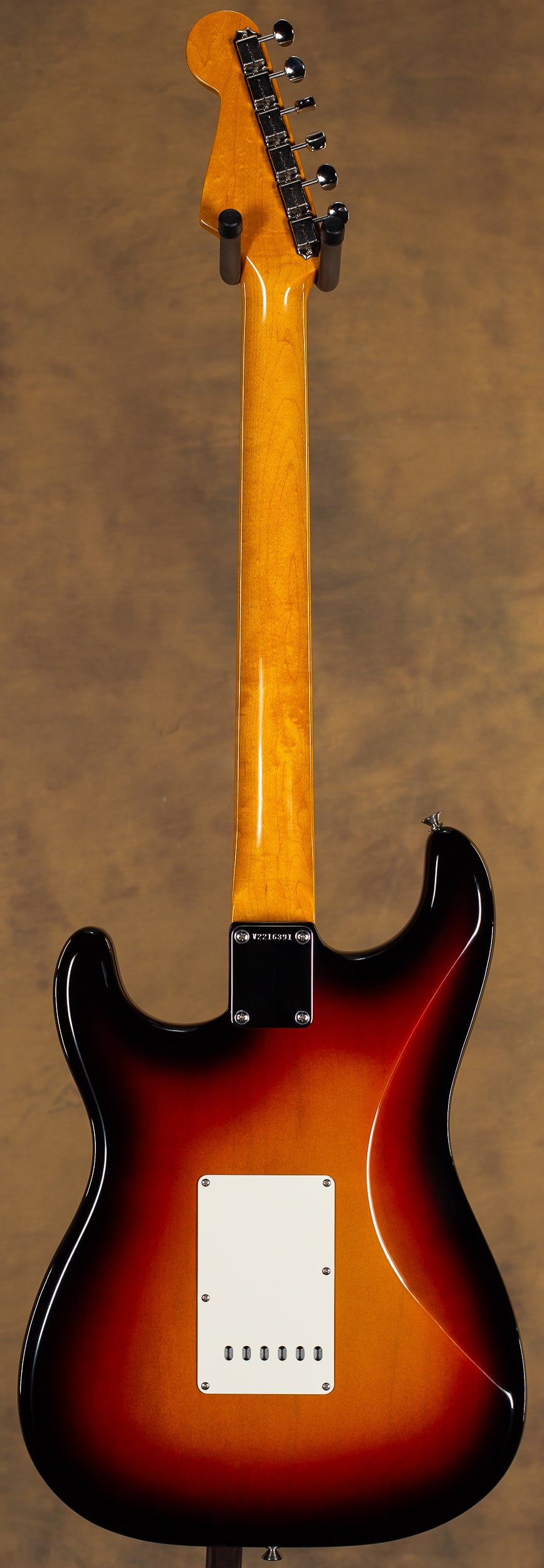 2023 Fender American Vintage II 1961 Stratocaster Rosewood Fingerboard 3-Color Sunburst