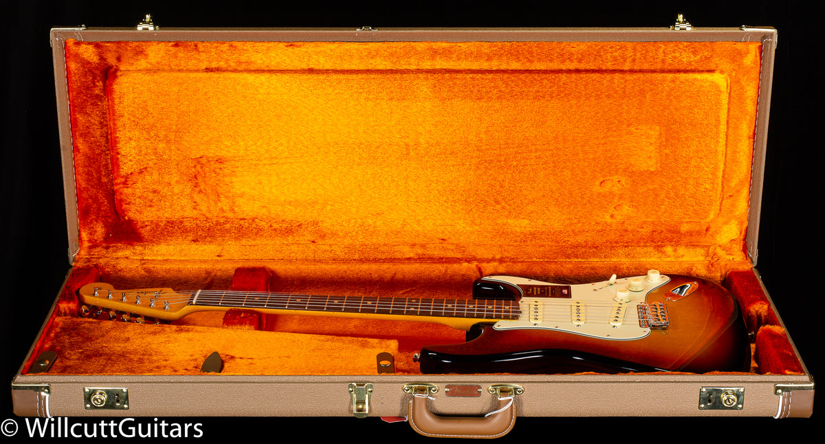 Fender American Vintage II 1961 Stratocaster Rosewood Fingerboard 3-Color Sunburst (854)