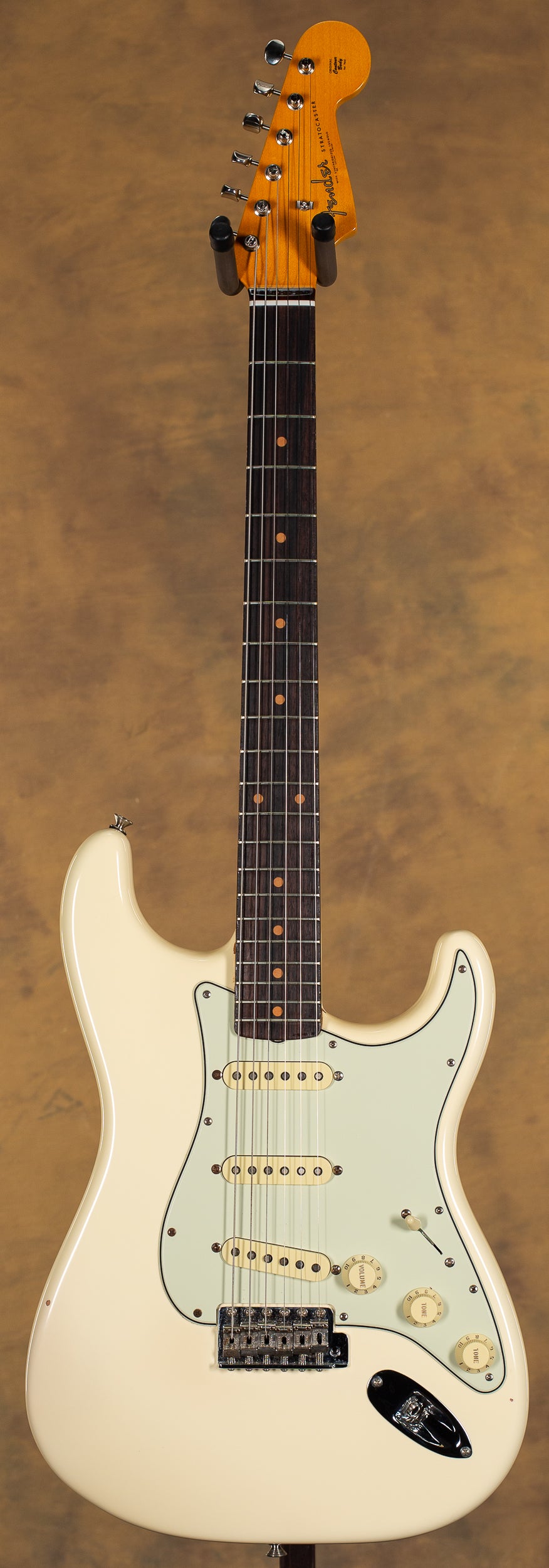 2023 Fender American Vintage II Stratocaster Olympic White
