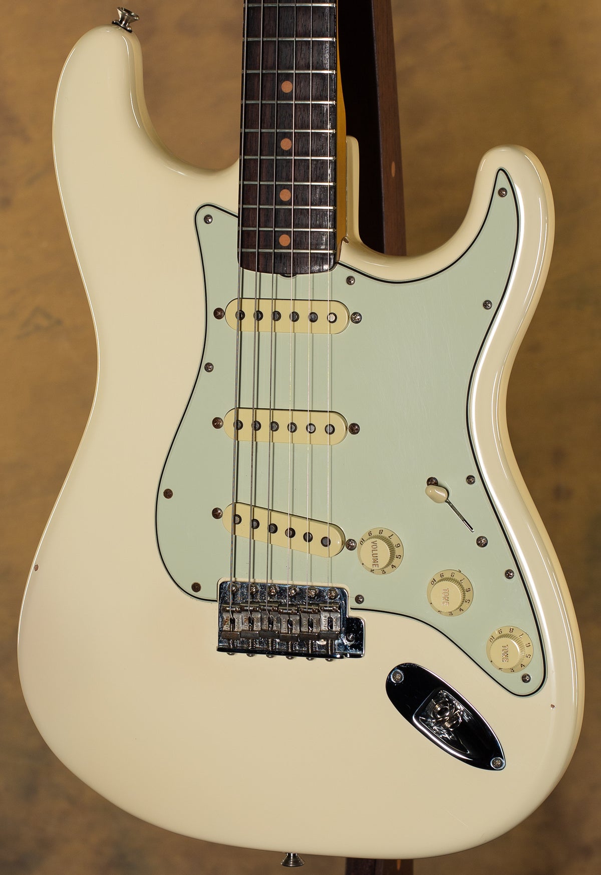 2023 Fender American Vintage II Stratocaster Olympic White