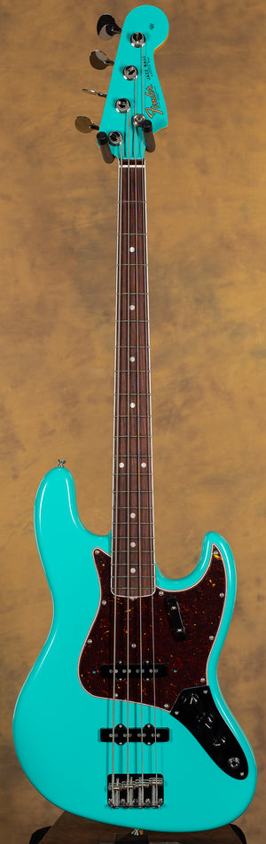 2023 Fender American Vintage II '66 Jazz Bass Sea Foam Green