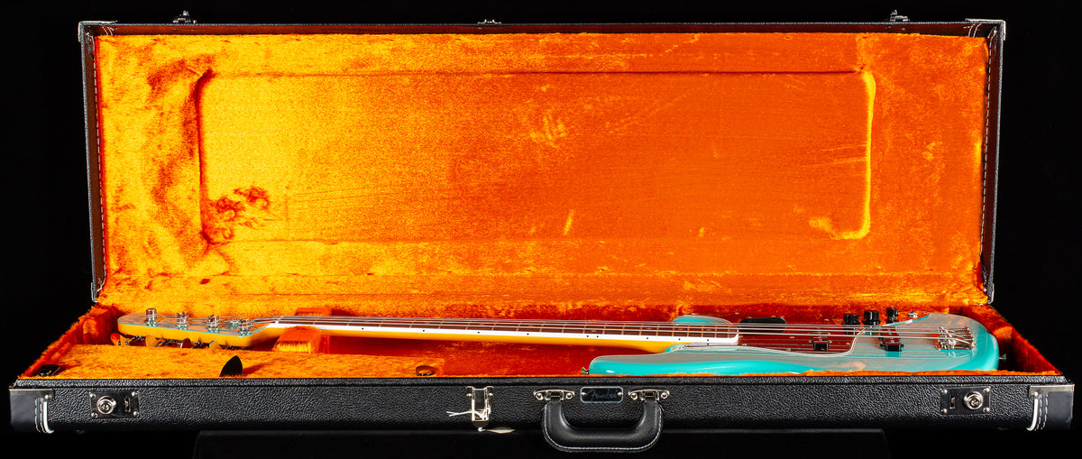 2023 Fender American Vintage II &#39;66 Jazz Bass Sea Foam Green