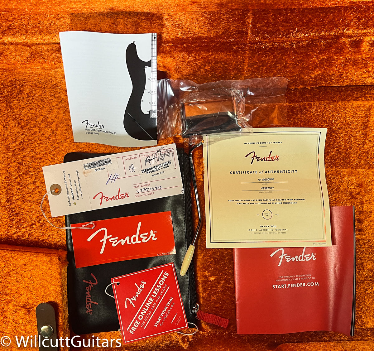 Fender American Vintage II 1961 Stratocaster Rosewood Fingerboard Fiesta Red (377)