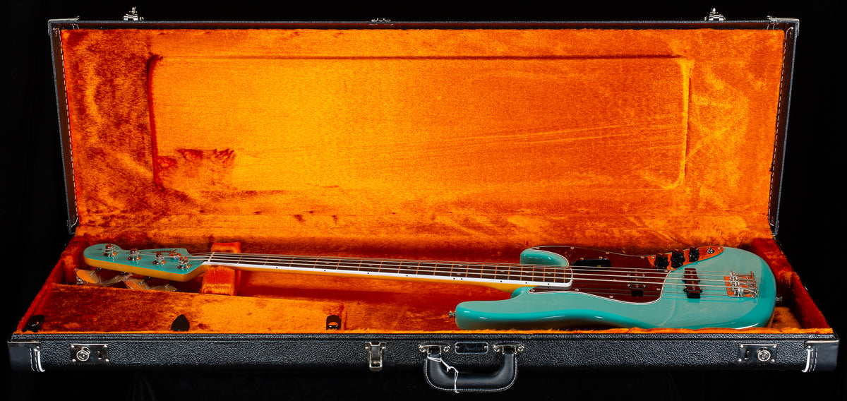 Fender American Vintage II 1966 Jazz Bass Rosewood Fingerboard Sea Foam Green (843)