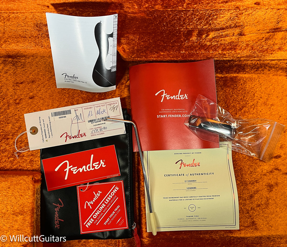 Fender American Vintage II 1966 Jazzmaster Rosewood Fingerboard Dakota Red (090)