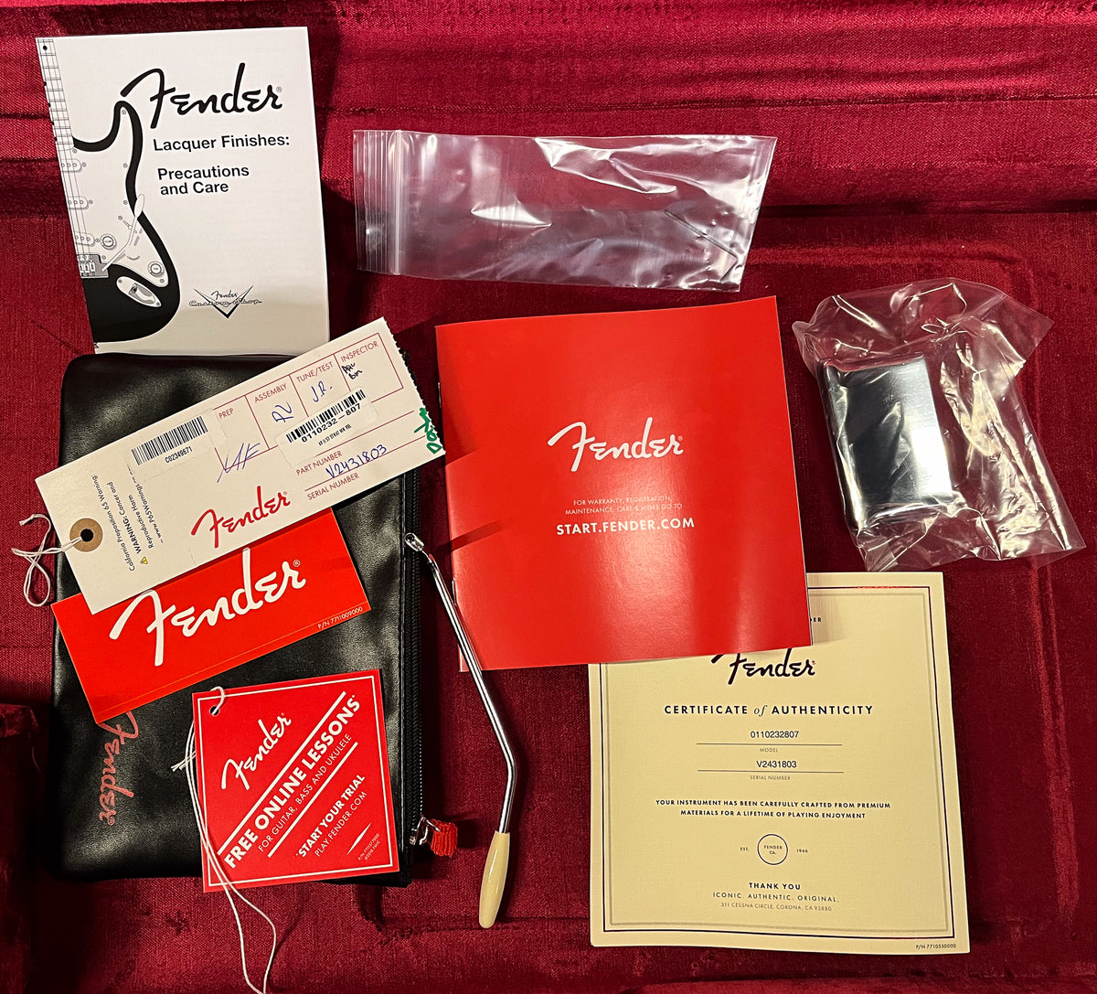 Fender American Vintage II 1957 Stratocaster Maple Fingerboard Vintage Blonde (803)