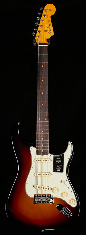 Fender American Vintage II 1961 Stratocaster Rosewood Fingerboard 3-Color Sunburst (008)