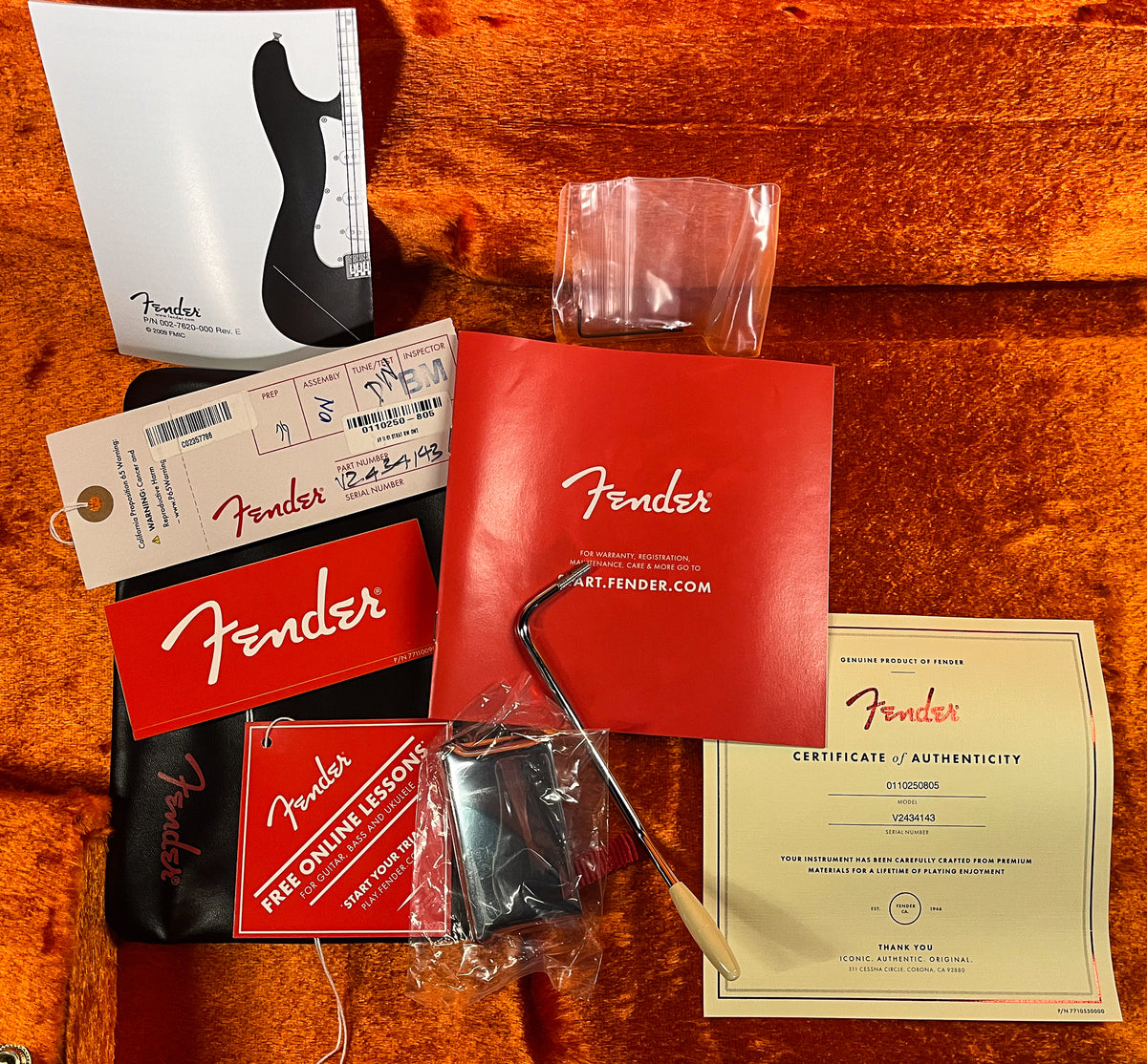 Fender American Vintage II 1961 Stratocaster, Rosewood Fingerboard, Olympic White (143)