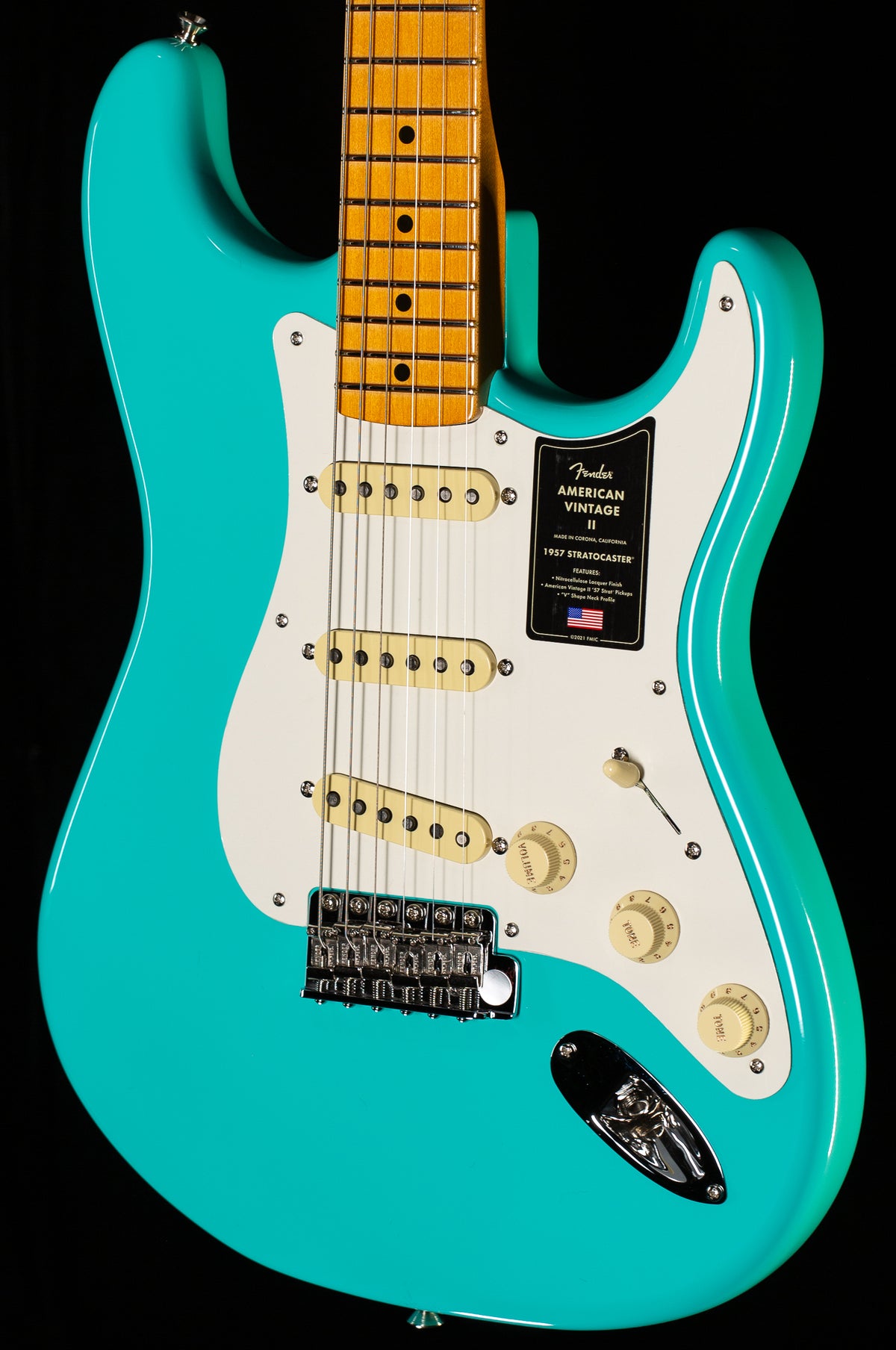 Fender American Vintage II 1957 Stratocaster, Maple Fingerboard, Sea Foam Green (265)