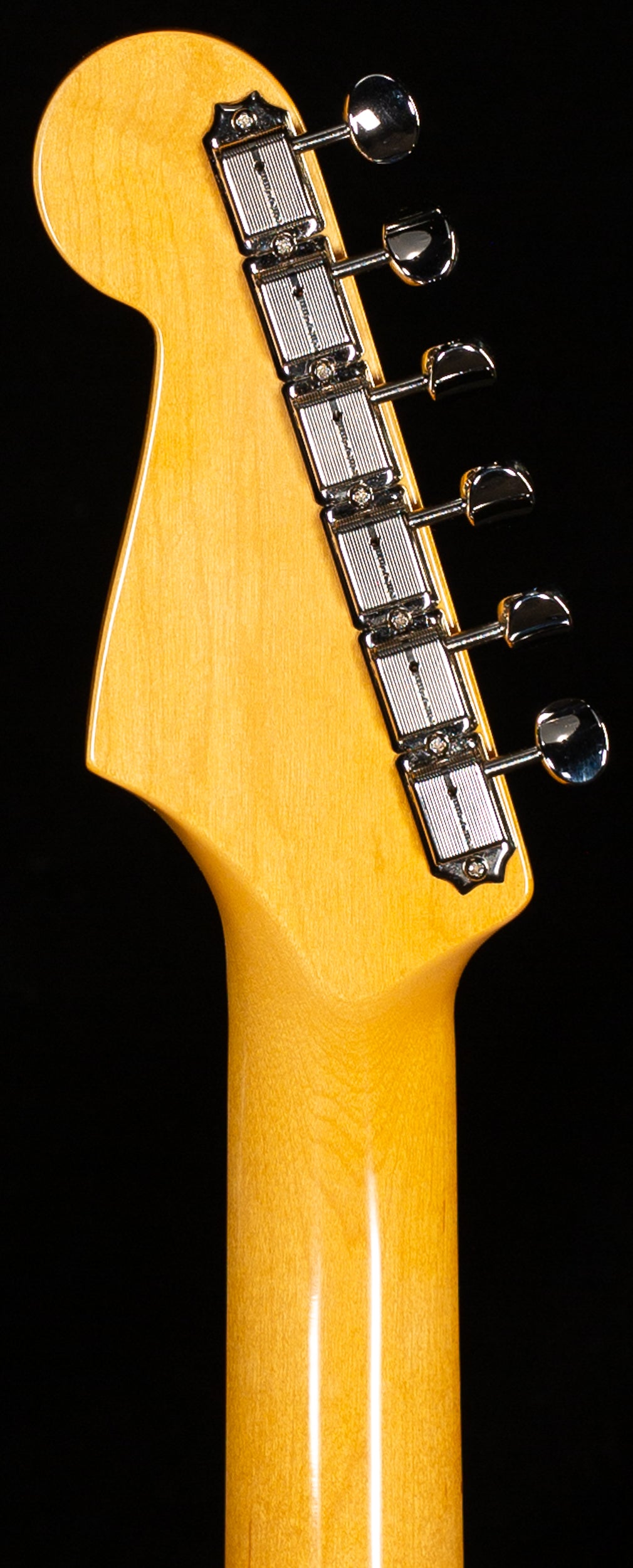 Fender American Vintage II 1961 Stratocaster Rosewood Fingerboard 3-Color Sunburst (311)