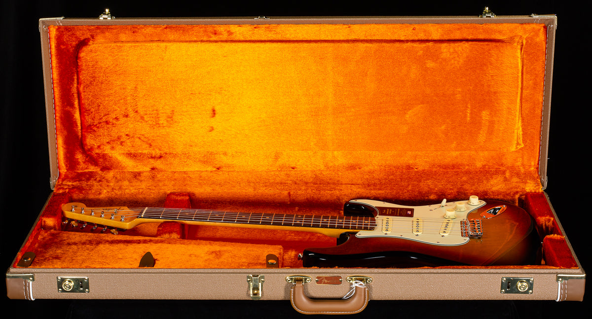 Fender American Vintage II 1961 Stratocaster Rosewood Fingerboard 3-Color Sunburst (311)